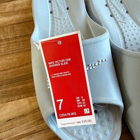 Nike Women’s Victori One Shower Slide Size 8 New - Picture 4 of 4
